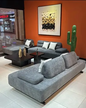Salon Complet De 6 Places en Velours + Une Bergère + Table Centrale