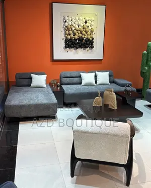 Salon Complet De 6 Places en Velours + Une Bergère + Table Centrale