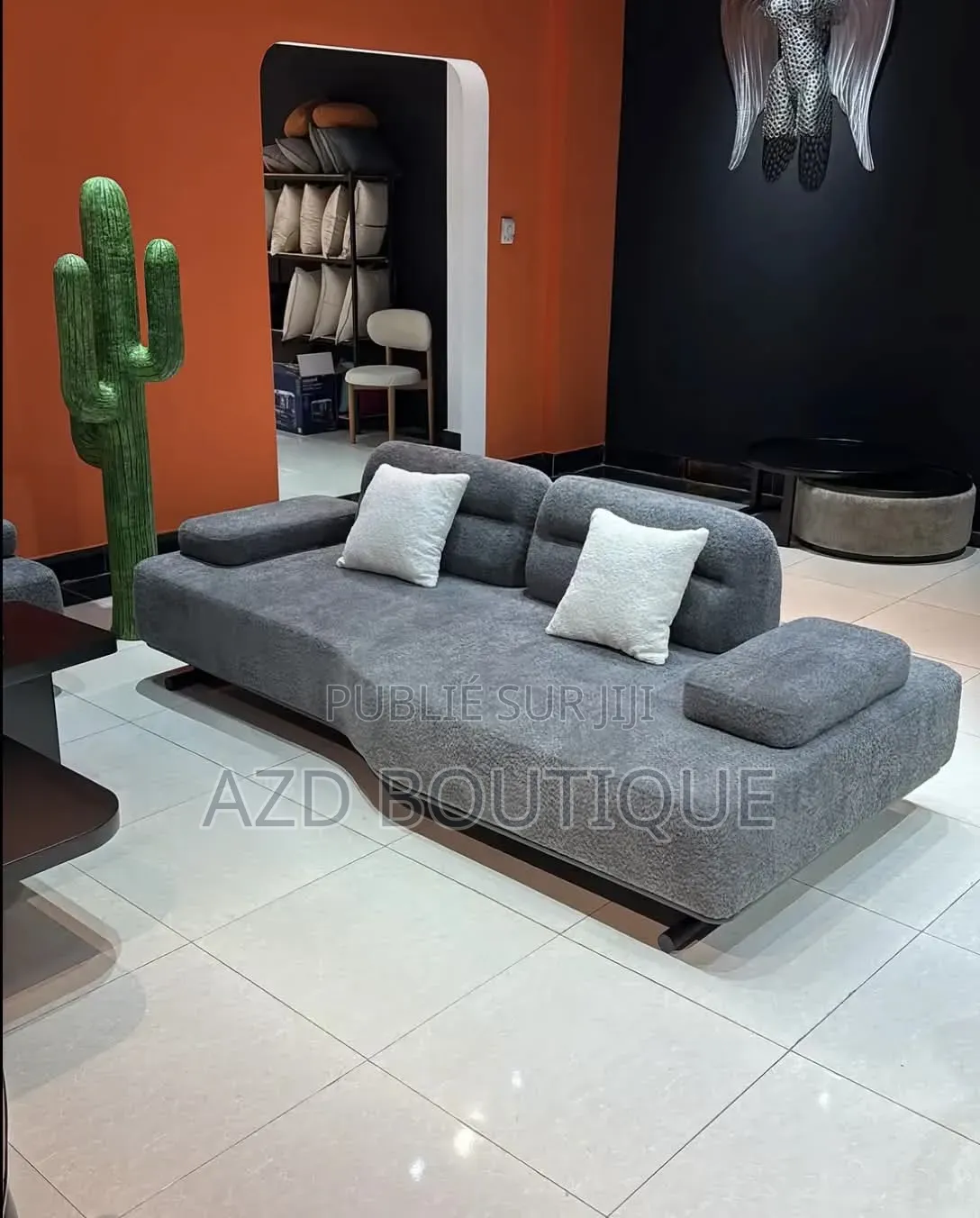 Salon Complet De 6 Places en Velours + Une Bergère + Table Centrale