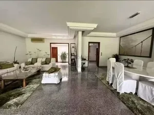 Meublé 4chbre Villa dans Zié Multi-Services, Cocody à Vendre