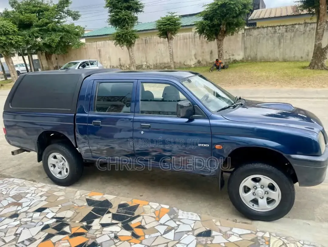 Mitsubishi L200 2008 Bleu