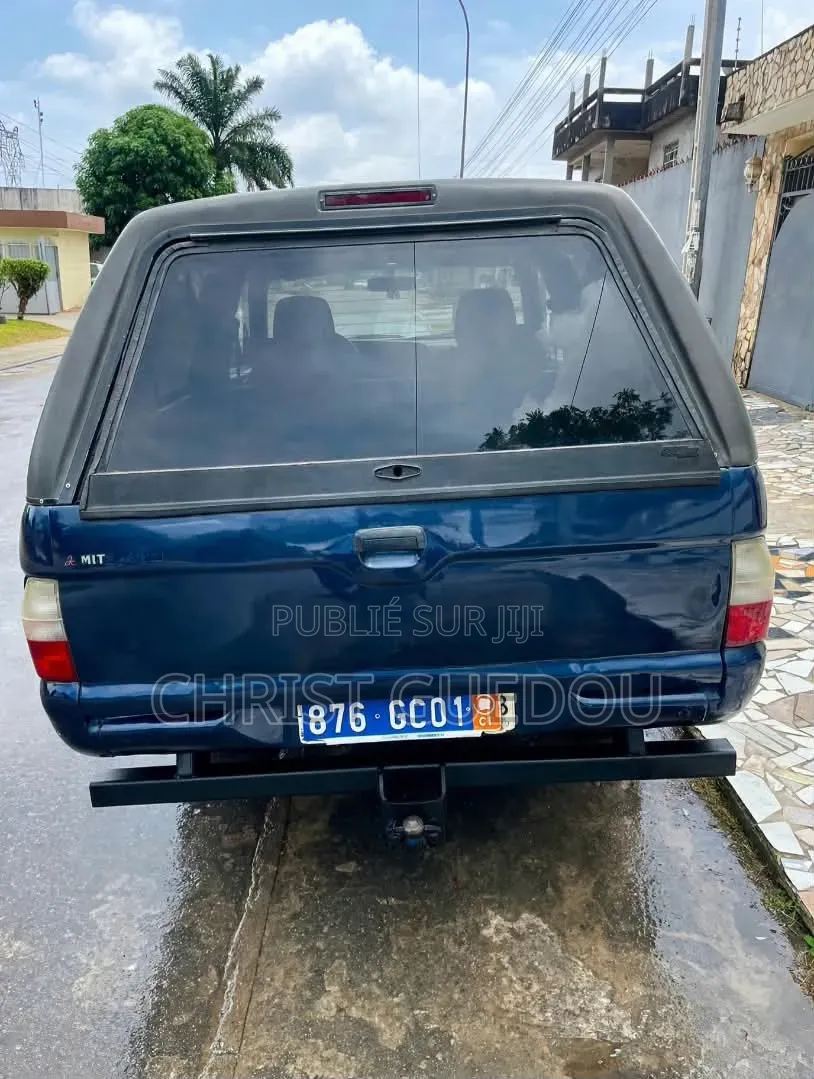 Mitsubishi L200 2008 Bleu