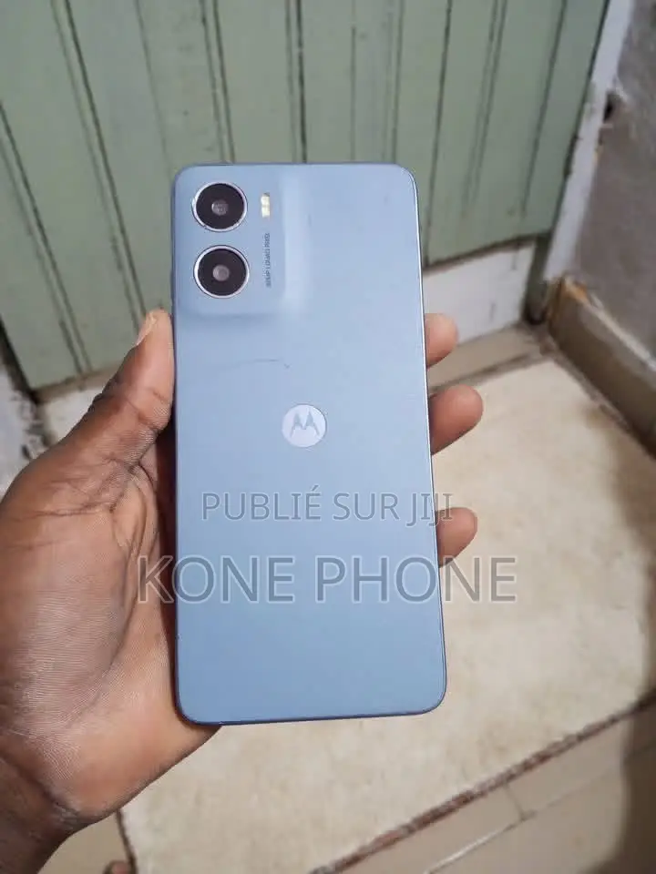 Nouveau Motorola Moto E15 64 GB Gris