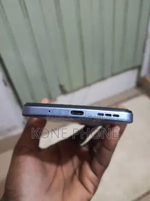 Nouveau Motorola Moto E15 64 GB Gris