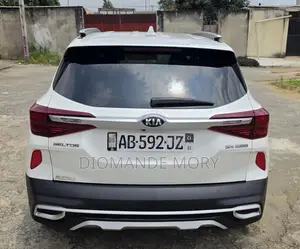 Kia Seltos 1.6 T-GDI 4WD 2021 Blanc