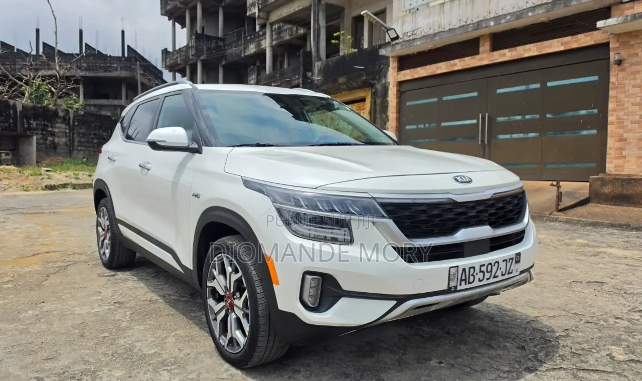 Kia Seltos 1.6 T-GDI 4WD 2021 Blanc