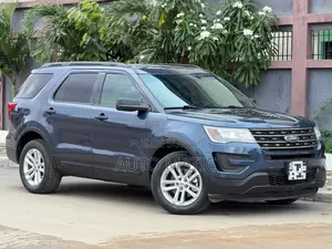 Ford Explorer Limited AWD 2019 Gris