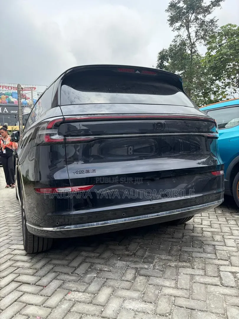 Nouveau Changan CS75 Plus 2026 Noir