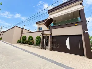 6chbre Duplex dans Banque Mondiale, Cocody à Louer