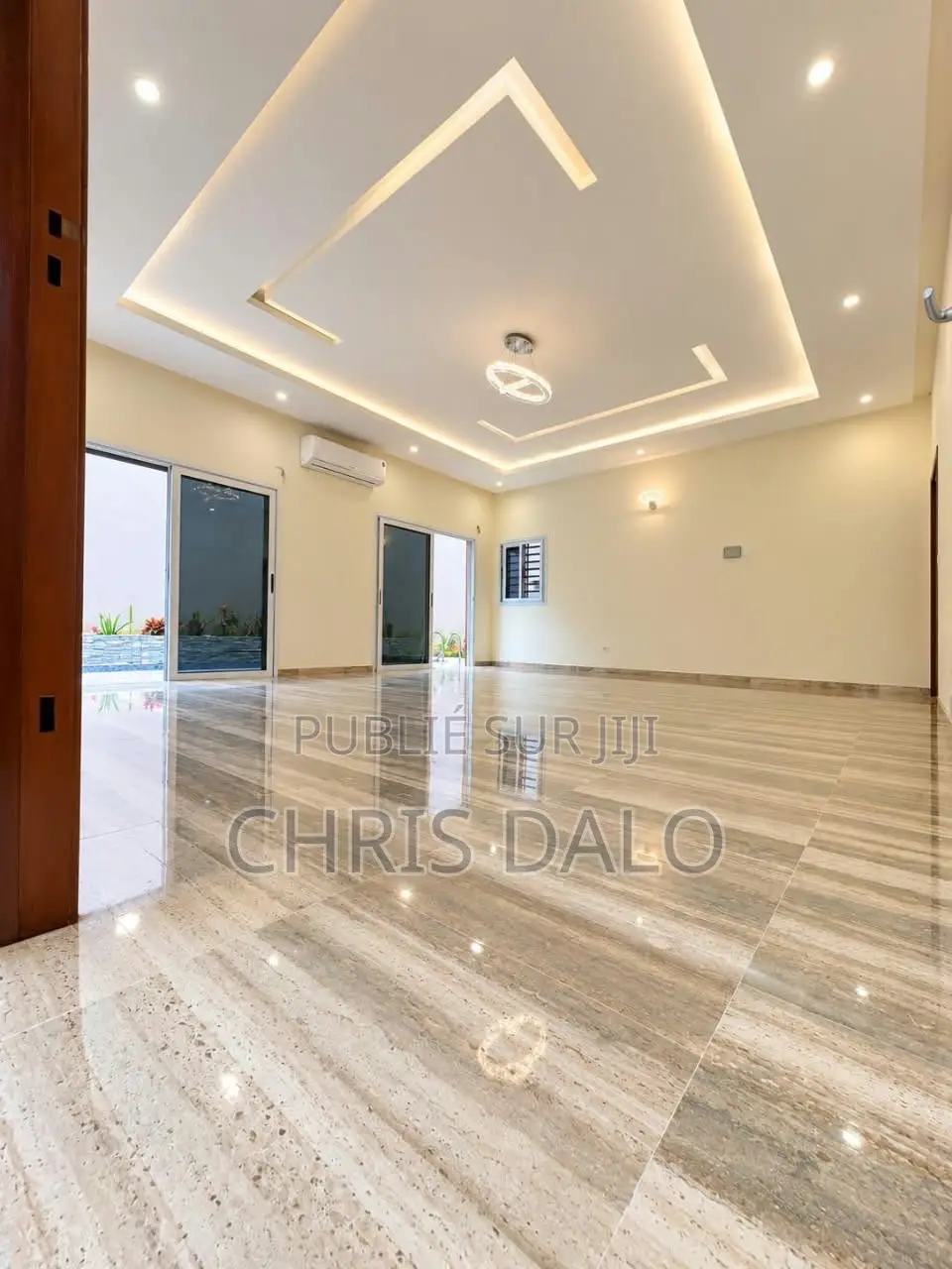 6chbre Duplex dans Banque Mondiale, Cocody à Louer