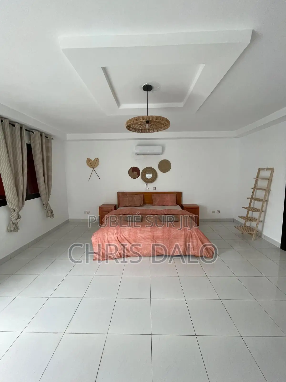 Meublé 4chbre Duplex dans Destinée, Cocody à Louer
