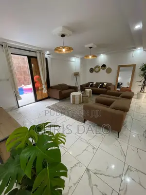 Meublé 4chbre Duplex dans Destinée, Cocody à Louer