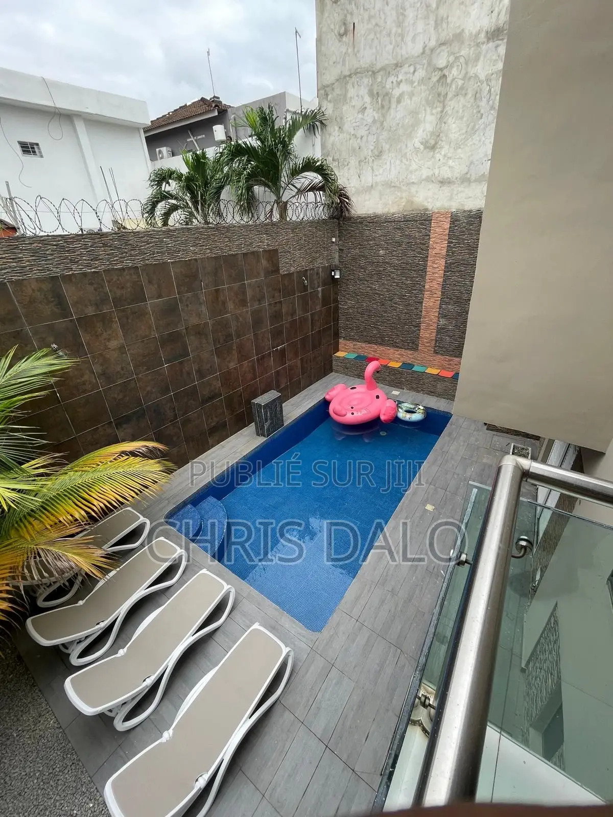 Meublé 4chbre Duplex dans Destinée, Cocody à Louer