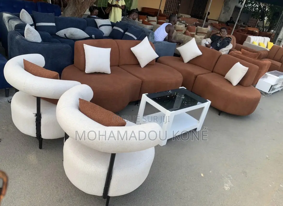 Fauteuils Disponible en Très Bonne Qualité