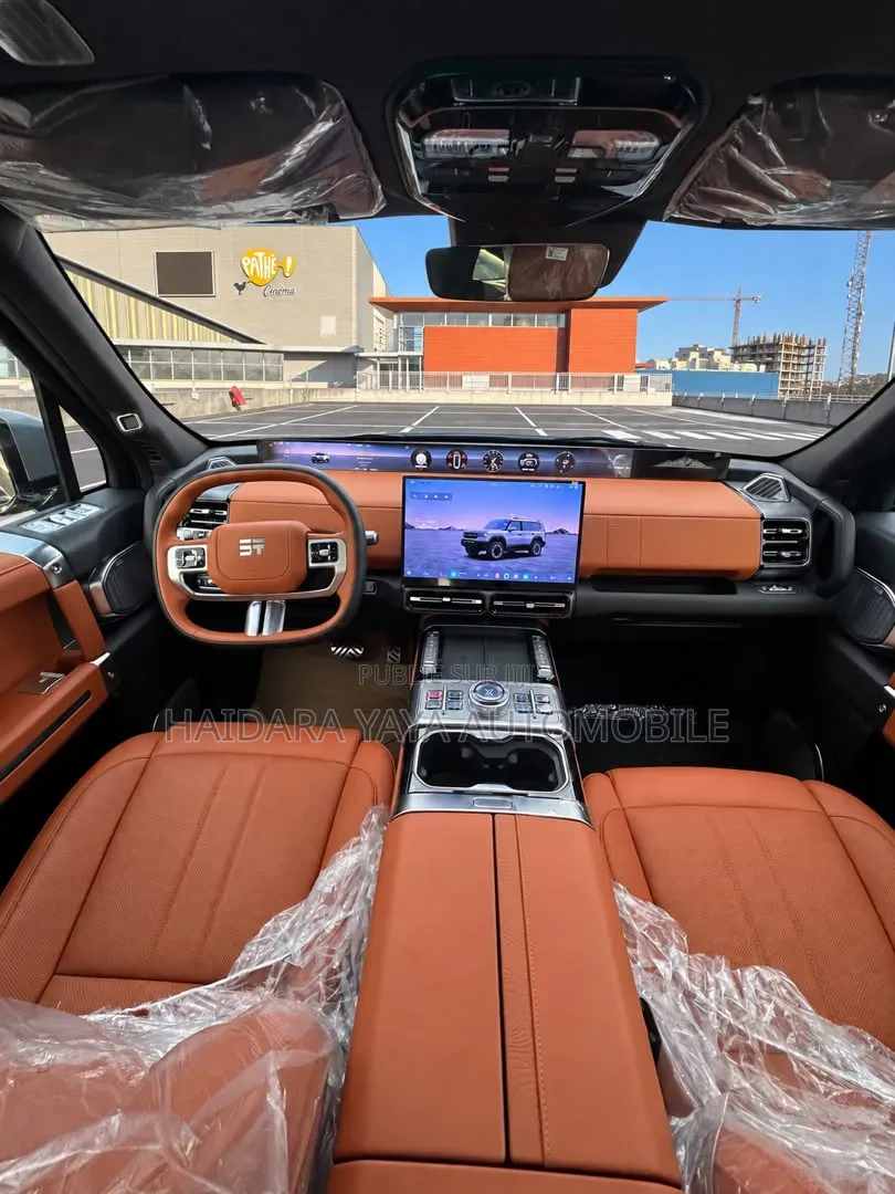Nouveau Jetour G700 2026 Beige