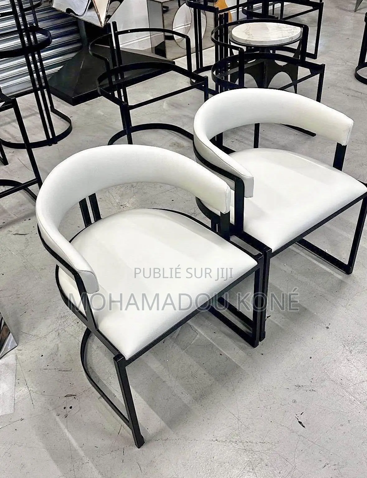 Chaise New Modèle