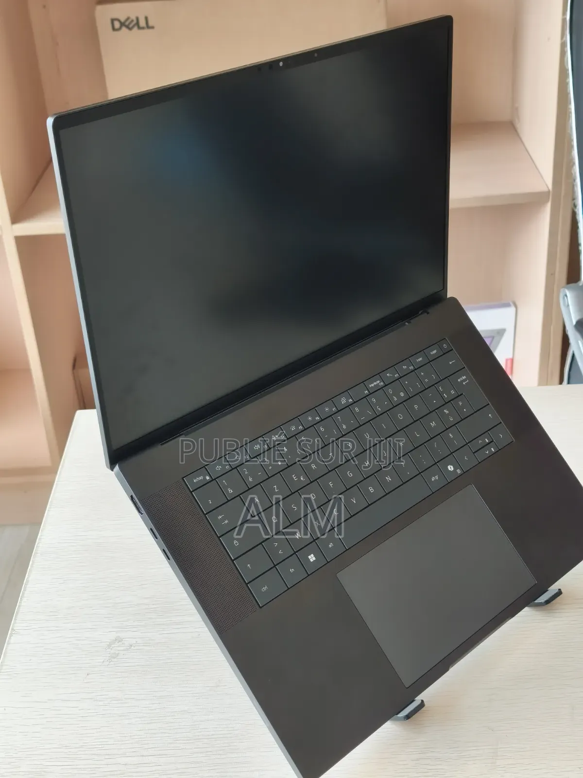 Nouveau Dell 16 Premium 32GB Intel Core Ultra 7 SSD 512GB