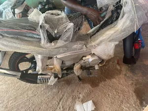 Nouveau KTM Duke 125 2025 Blanc