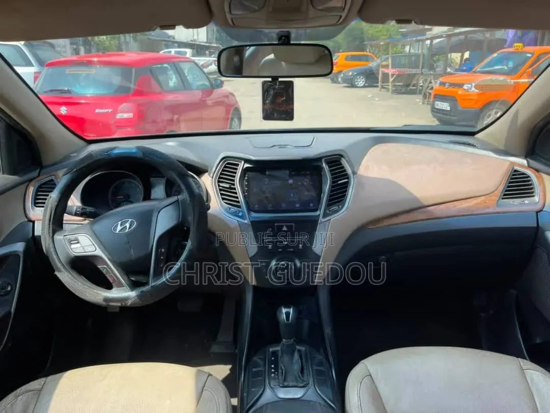 Hyundai Santa Fe 2017