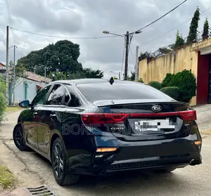 Kia Forte EX 2021 Noir