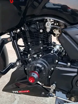 Nouveau TVS Apache 180 RTR 2025 Noir