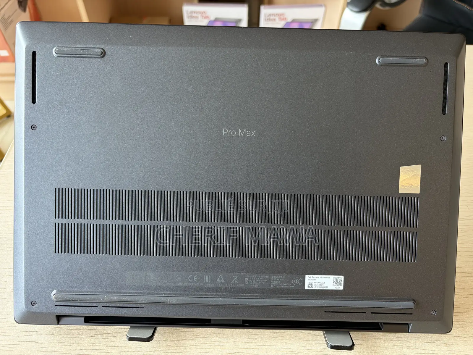 Ordinateur portable Dell Pro Max 16 32GB Intel Core Ultra 7 SSD 1T