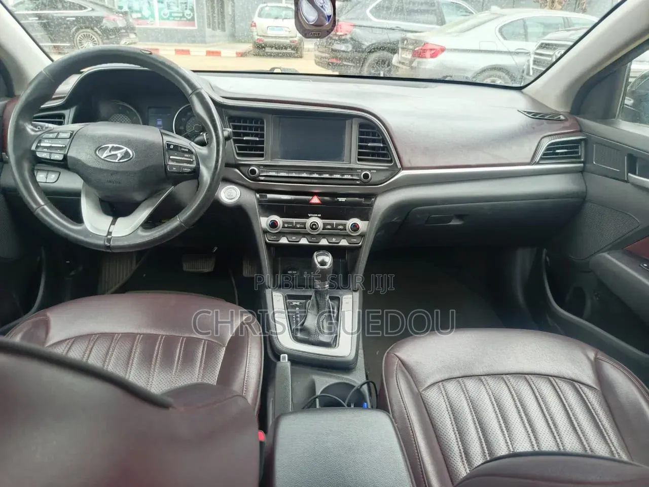 Hyundai Elantra 2021 Noir