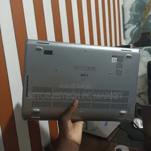 Nouveau Ordinateur portable Dell G15 5510 16GB Intel Core i5 SSD 512GB