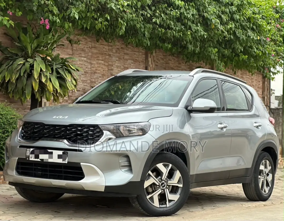 Kia Sonet 2024 Gris