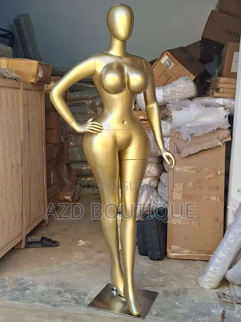 Mannequins Femme De Haute Qualité en Plusieurs Couleur Et Position