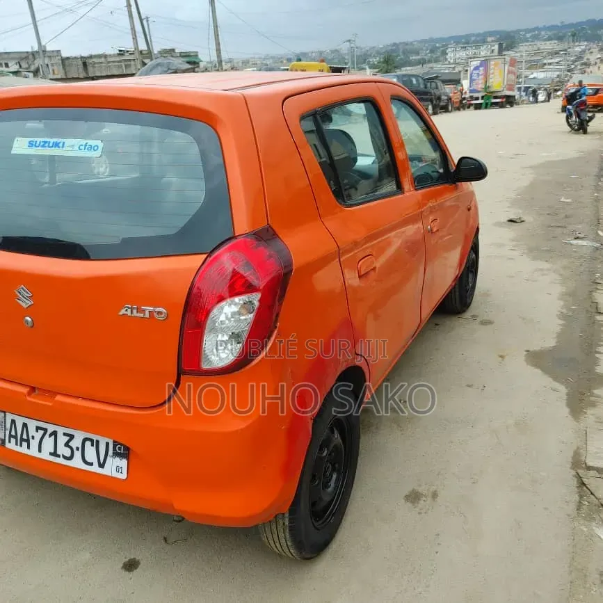 Suzuki Alto 2024 Orange