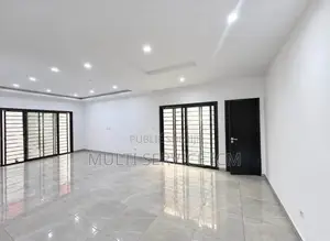 4chbre Duplex dans Ismaël Coulibaly, Cocody à Louer