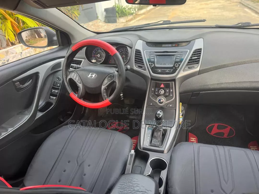 Hyundai Elantra 2016 Noir