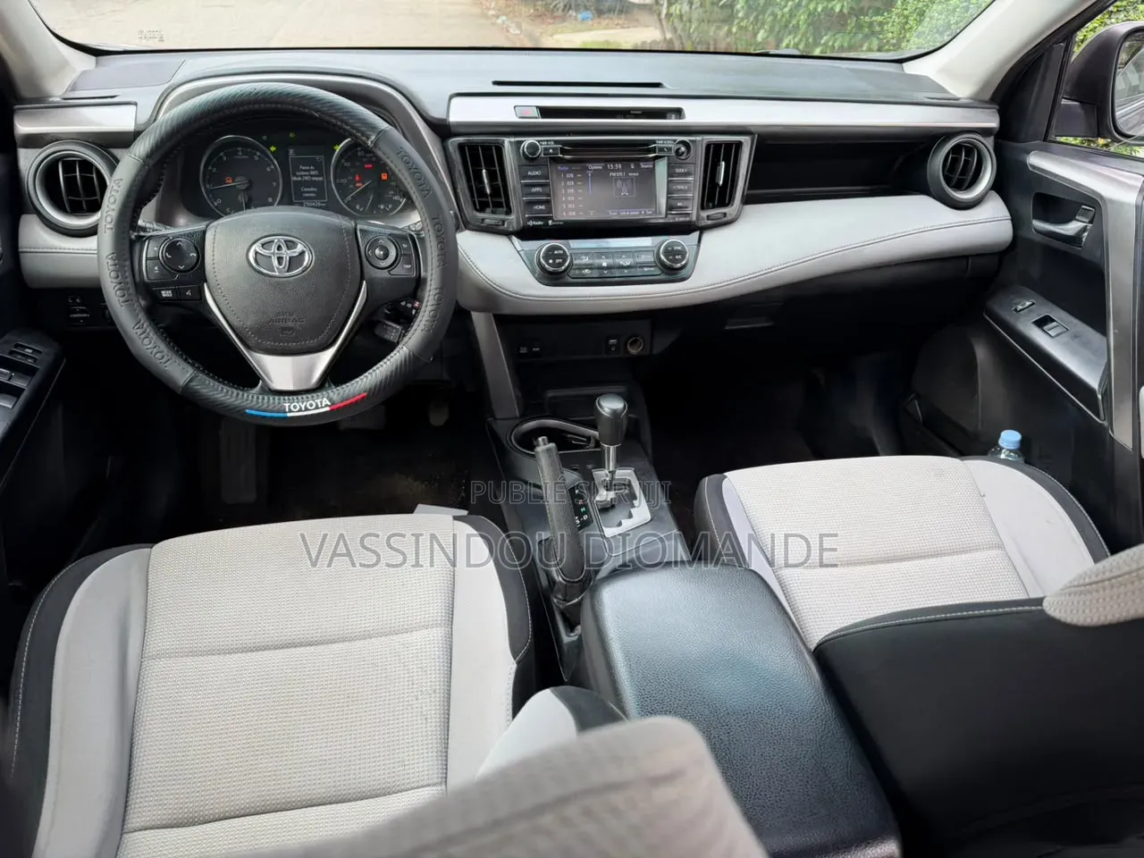 Toyota RAV4 2017 Noir