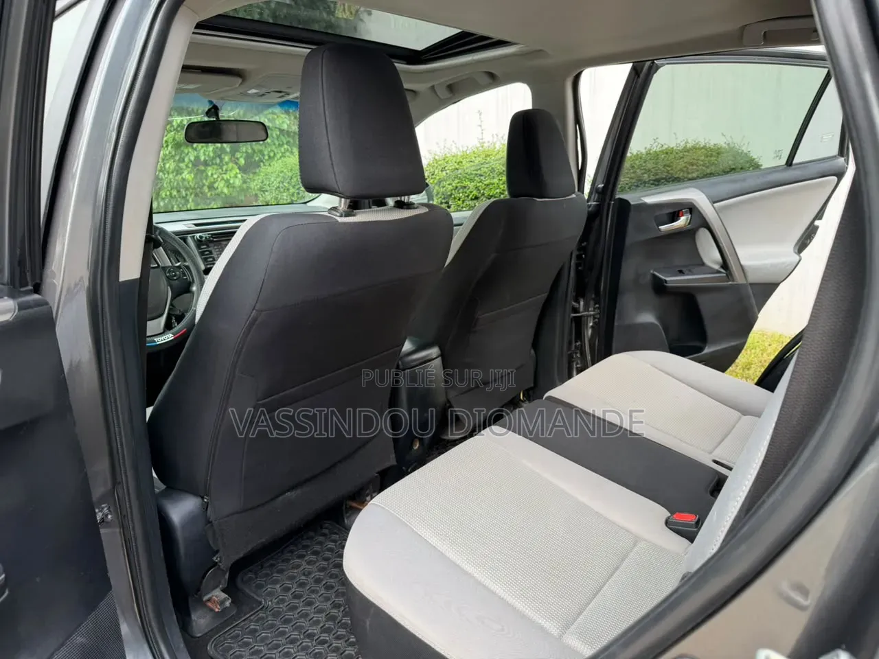 Toyota RAV4 2017 Noir