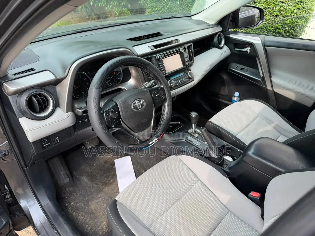 Toyota RAV4 2017 Noir