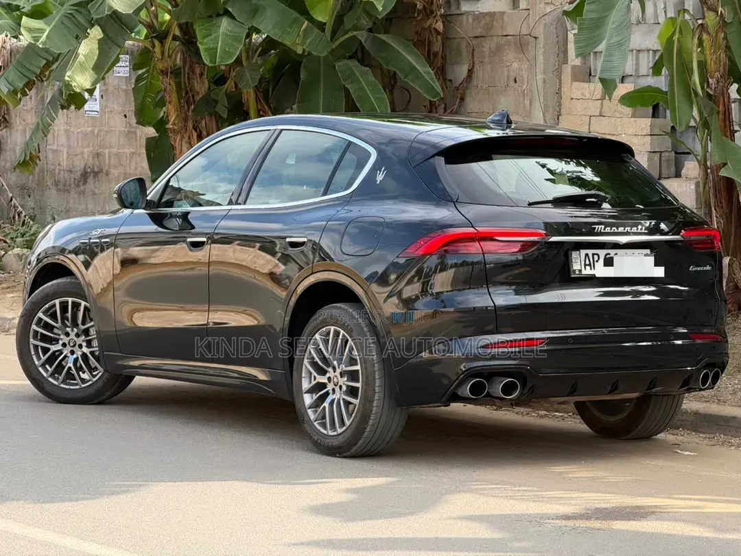 Maserati Grecale Trofeo AWD 2024 Noir