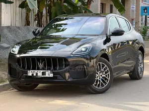 Maserati Grecale Trofeo AWD 2024 Noir