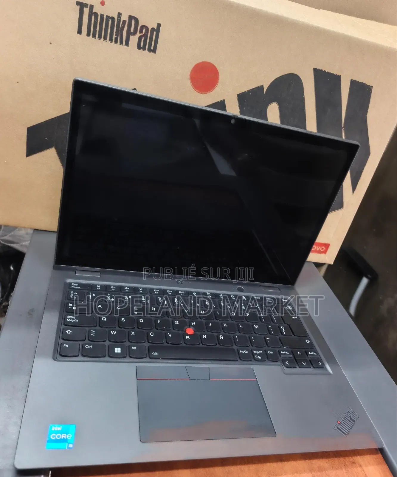 Nouveau Lenovo ThinkPad x13 Yoga 16GB Intel Core i7 SSD 512GB
