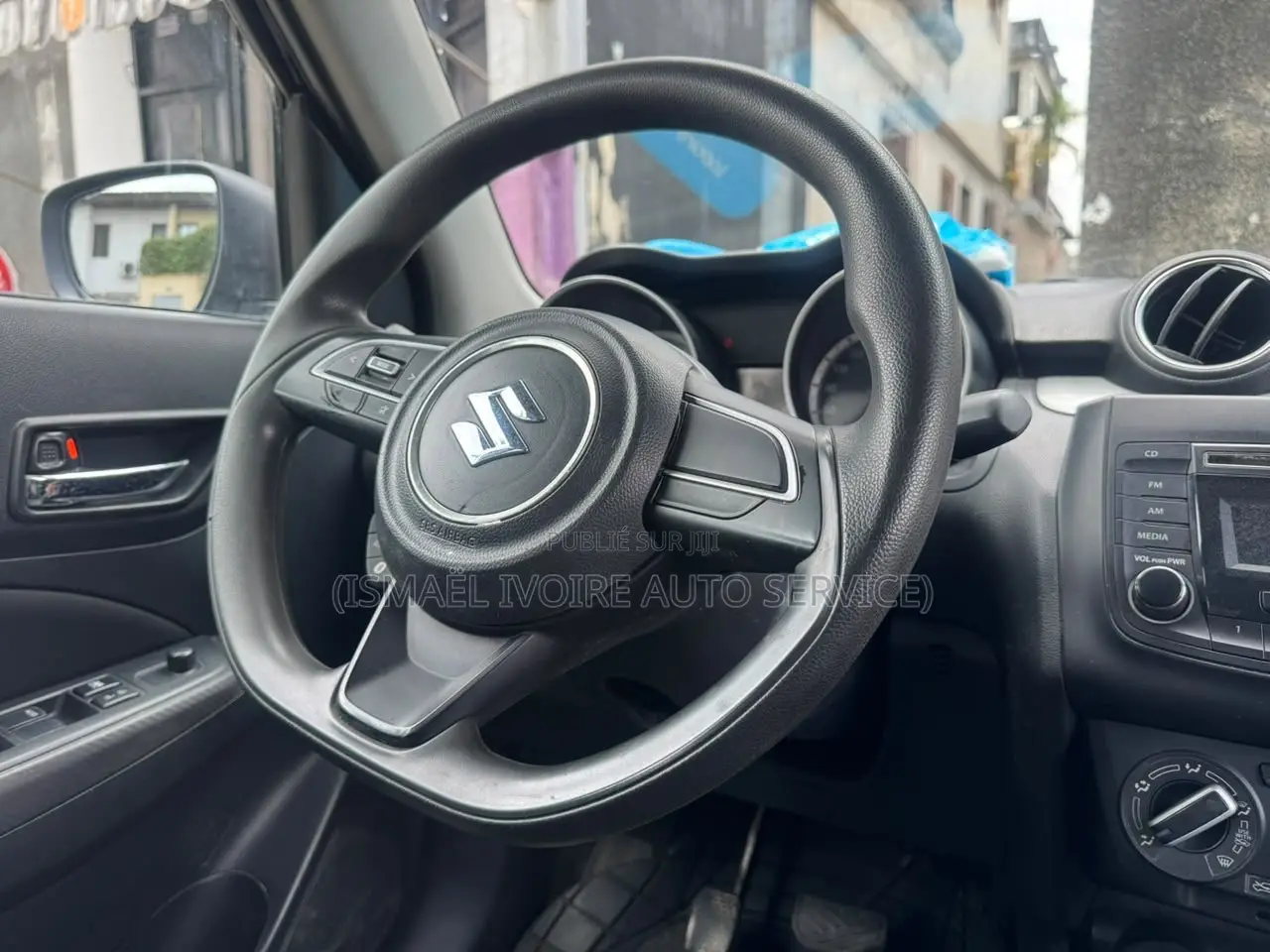 Suzuki Swift 2021 Bleu