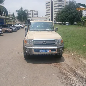 Toyota Land Cruiser 4.0 V6 EXR 2020 Argenté