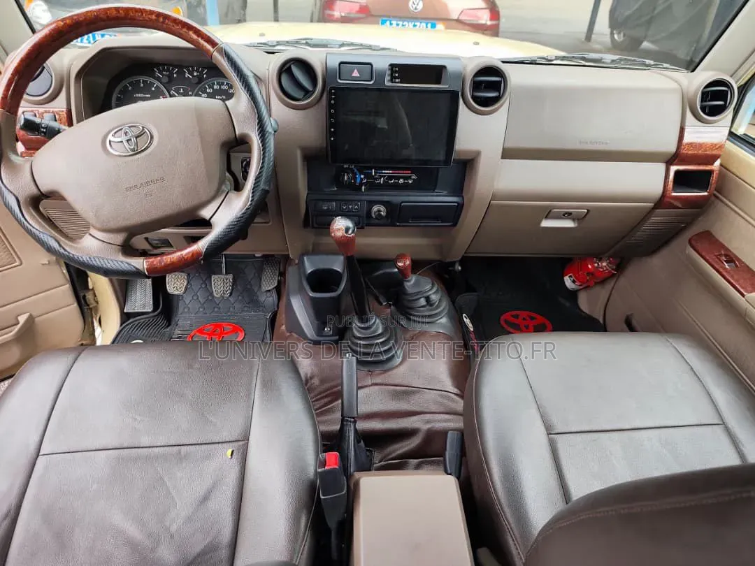 Toyota Land Cruiser 4.0 V6 EXR 2020 Argenté