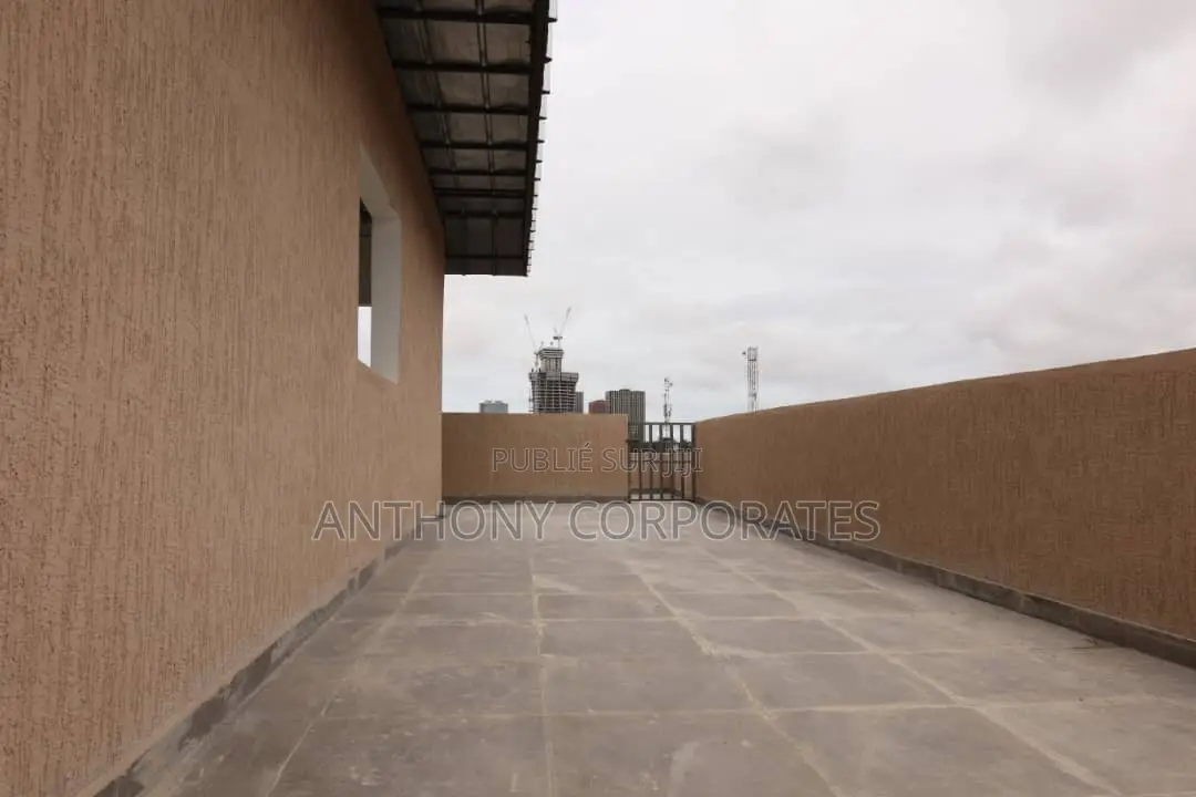 Annonce N°07015985-Ski72 Bureaux - Adjame Indenie