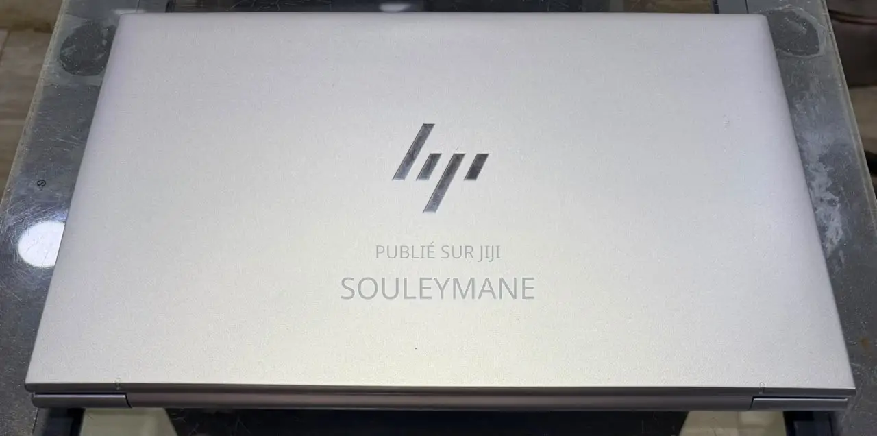 Ordinateur portable HP EliteBook 845 G10 16GB AMD Ryzen 7 SSD 512GB