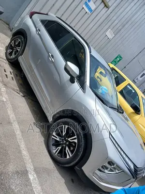Mitsubishi Eclipse Cross 2023 Gris