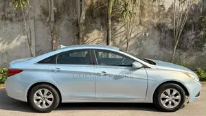 Hyundai Sonata 2011
