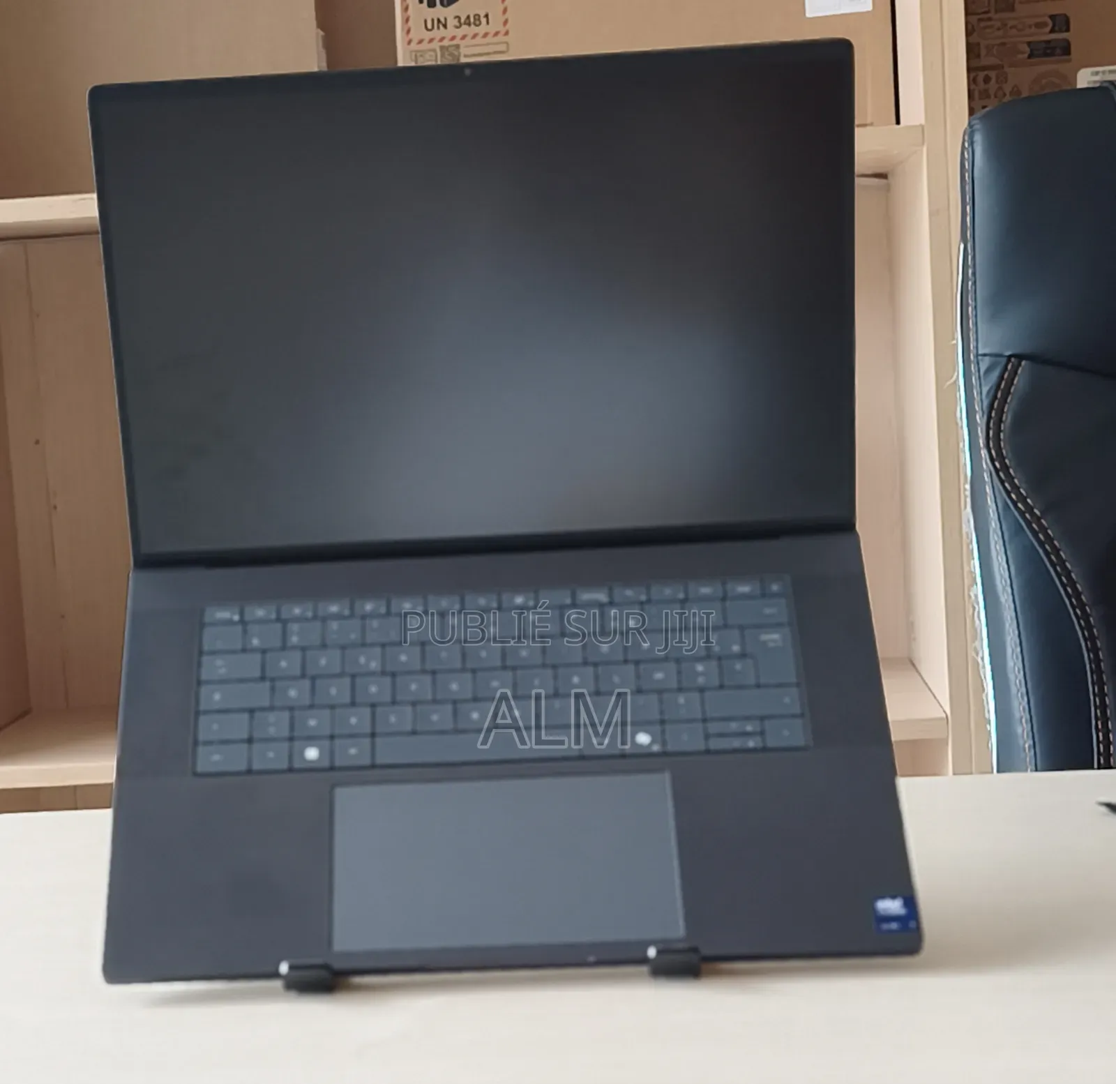 Nouveau Dell 16 Premium 32GB Intel Core Ultra 7 SSD 512GB
