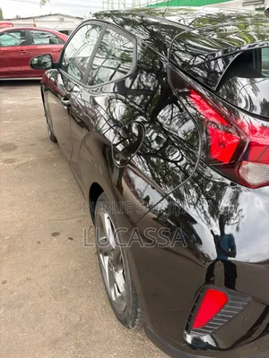 Hyundai Veloster 2.0 Premium 2021 Noir