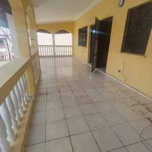 5chbre Duplex dans Immobilier Express, Cocody à Louer