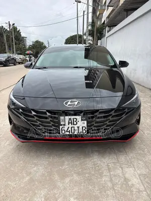 Hyundai Elantra 2022 Noir